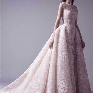 SAIID KOBEISY STUNNING NWT wedding gown, size US6